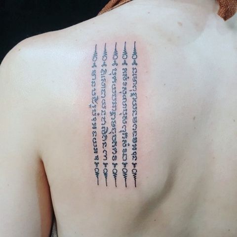 Sak Yant tattoo photo 8